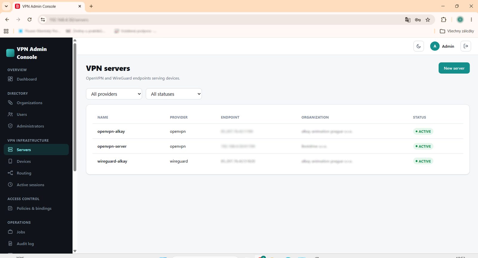 Reálná obrazovka Alkay VPN se správou OpenVPN a WireGuard serverů
